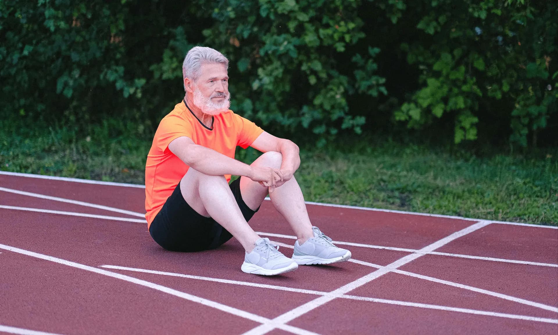 Trkač na stazi, simbol kontinuiranog treninga